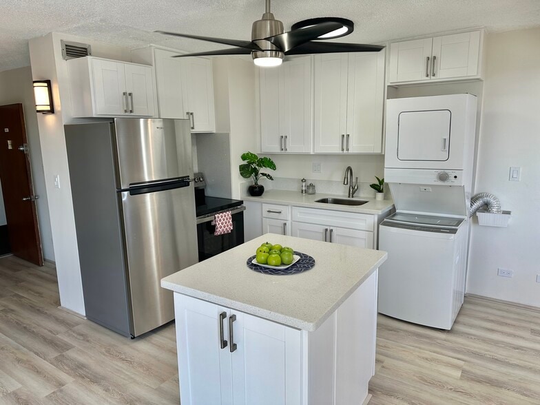 All new appliances - 818 S King St