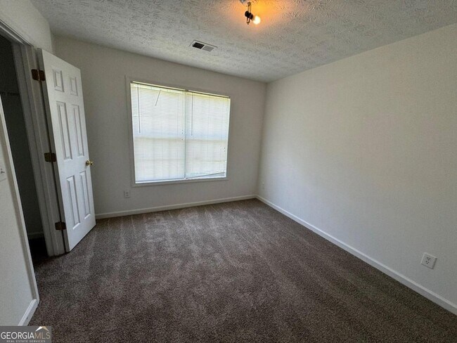 Building Photo - 2282 McKayla Ct