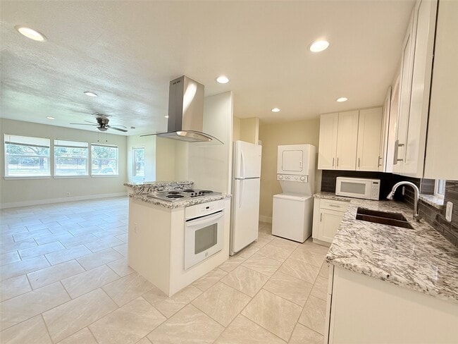 Primary Photo - 207 Tidwell Rd