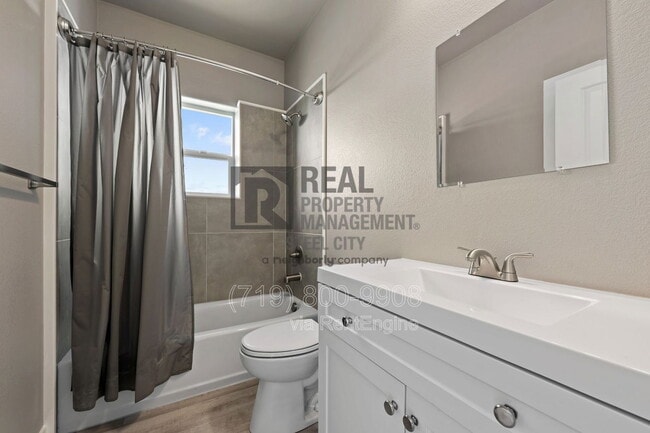 Building Photo - 295 W Acorn Dr