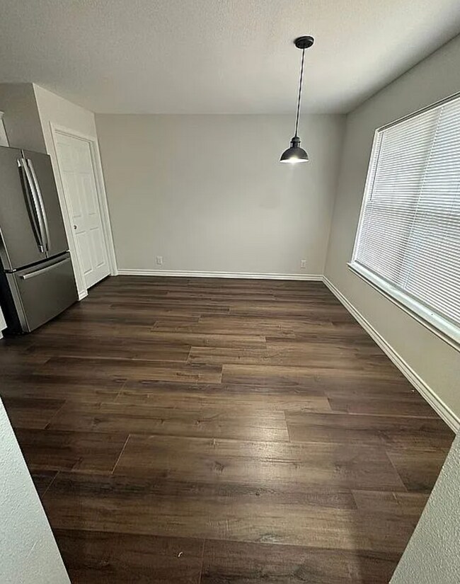 Building Photo - 9711 Chelsea Cir