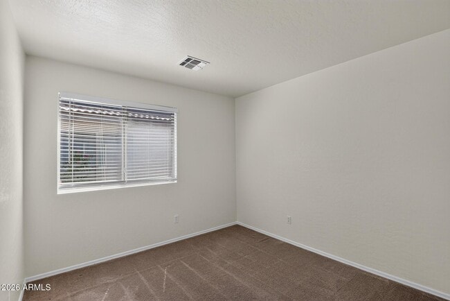 Building Photo - 13737 W Peck Dr