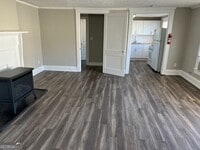 Building Photo - 1802 Temple Ave