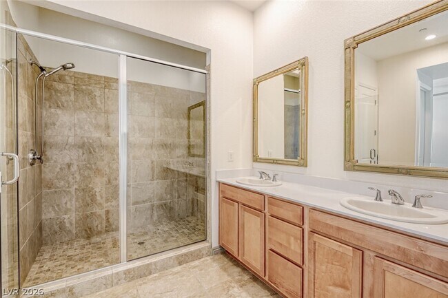 Building Photo - 2532 Ballatore St