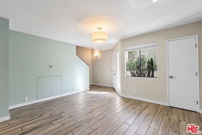 Building Photo - 1802 20th St