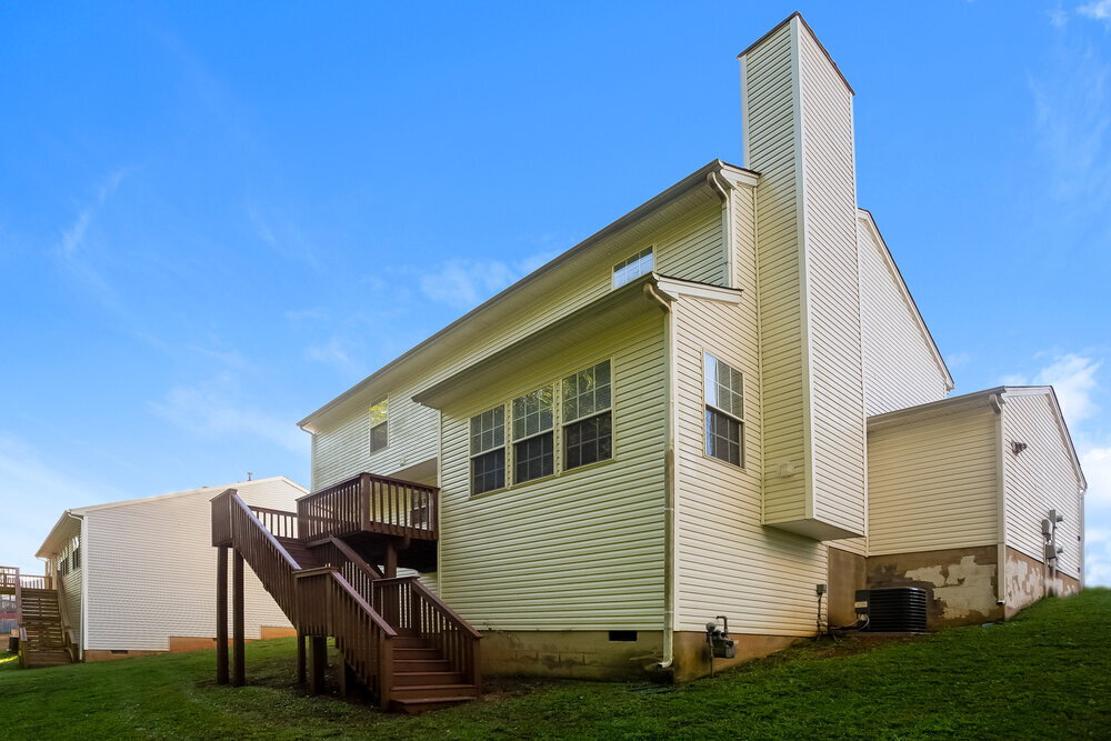 Building Photo - 3042 Willamette Valley Dr