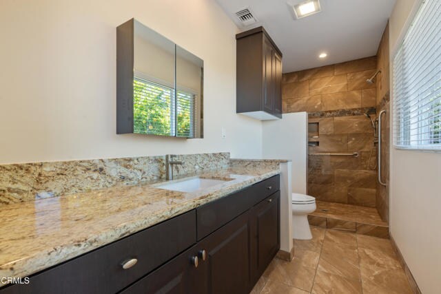 Building Photo - 6823 Northford Dr