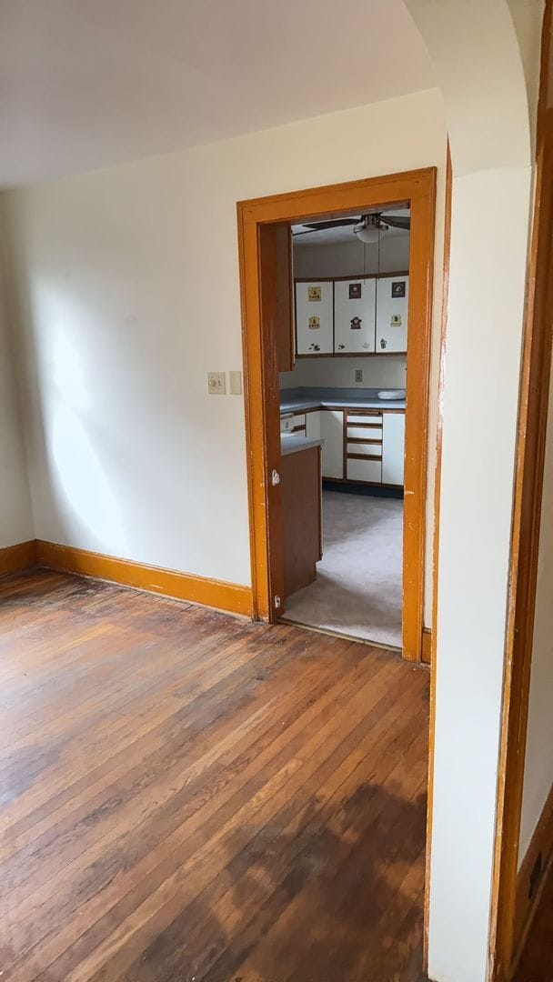 Building Photo - 704-706 Cypress Ave