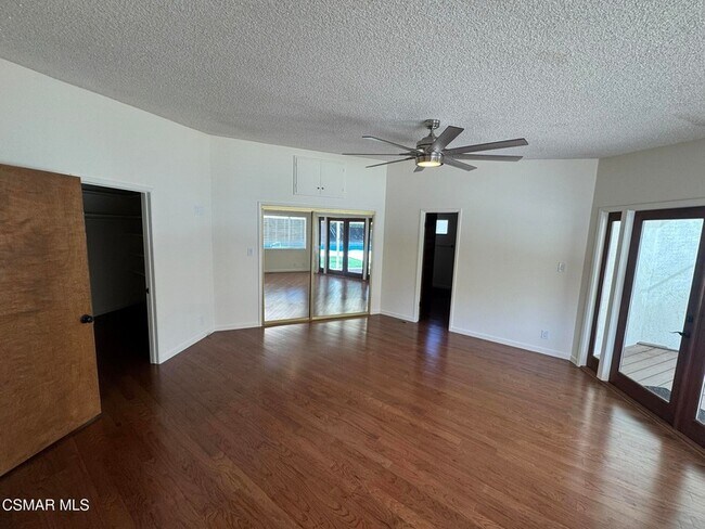 Building Photo - 381 Laguna Terrace