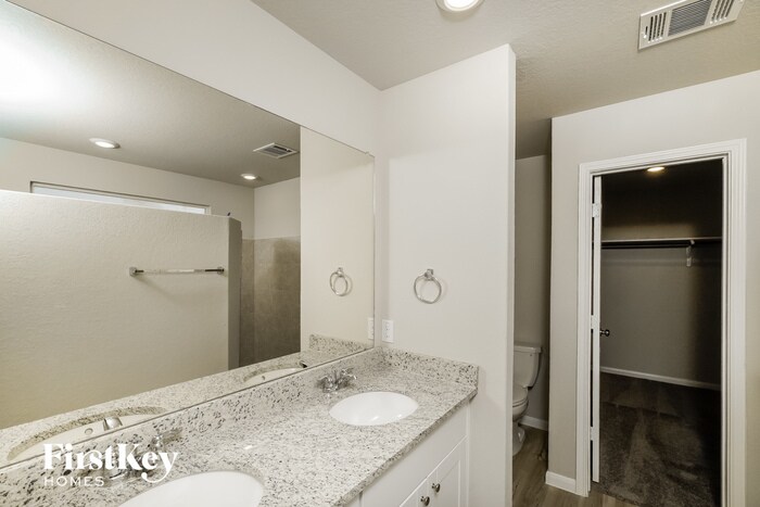 Building Photo - 6627 Hatchery Way