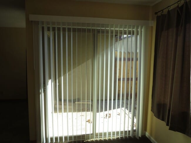 Building Photo - Large Two Story Condo In the Orcutt Bluffs with Easy Access to 135/Vandenberg SFB