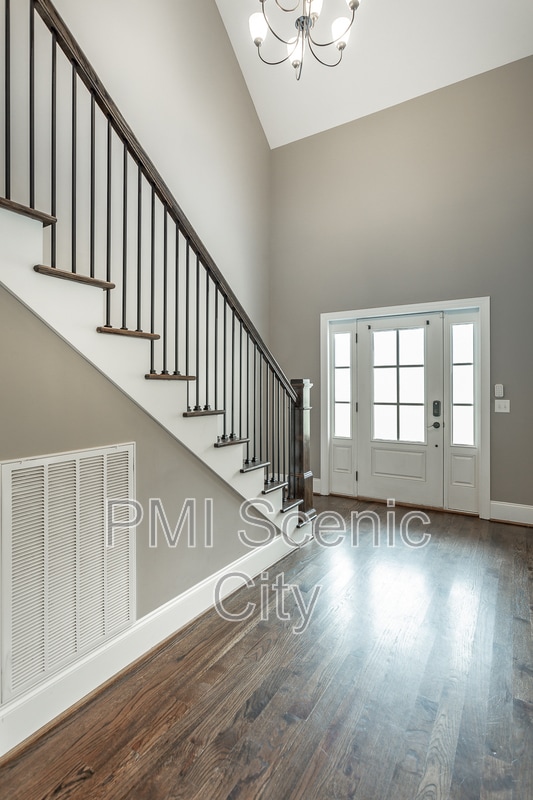 Building Photo - 7725 Peppertree Dr