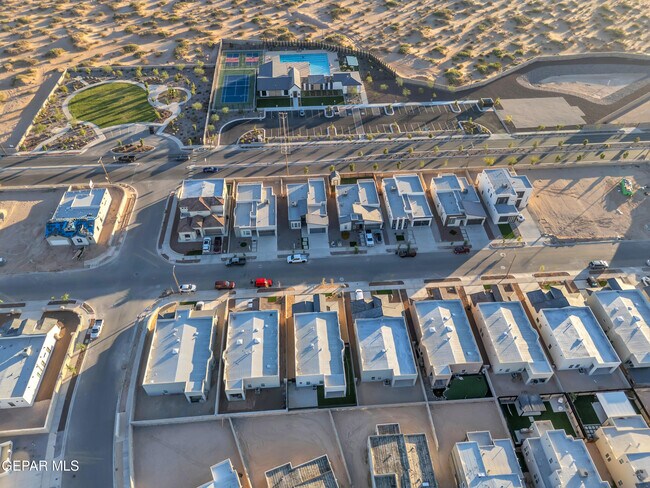 Building Photo - 13257 Coldham St