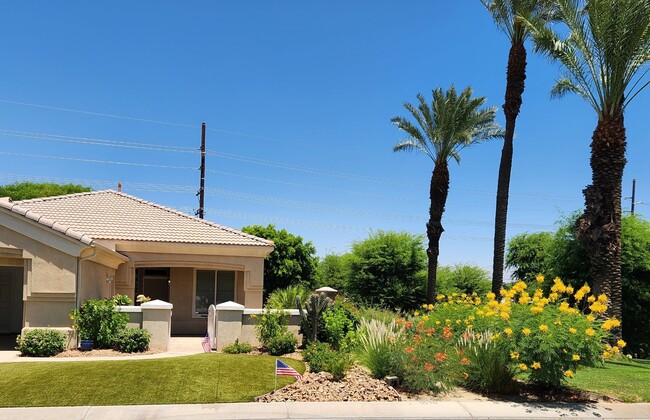 Building Photo - 44010 Royal Troon Dr