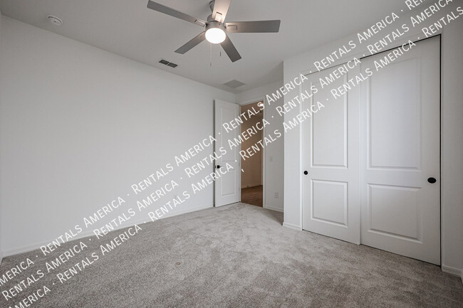 Building Photo - 4841 S Carver-