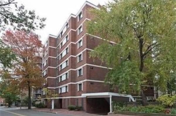 Building Photo - 287 Harvard St
