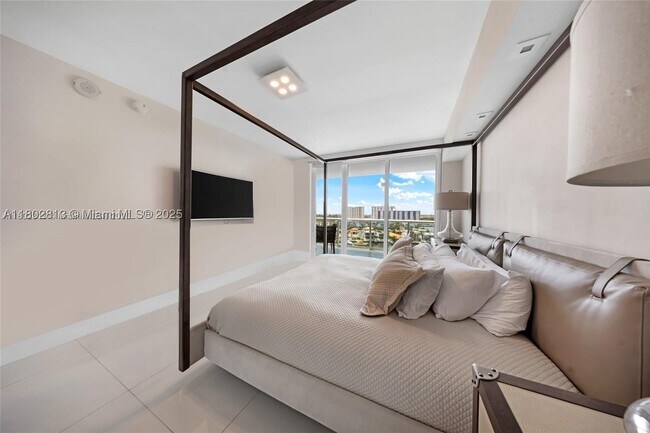 Building Photo - 400 Sunny Isles Blvd