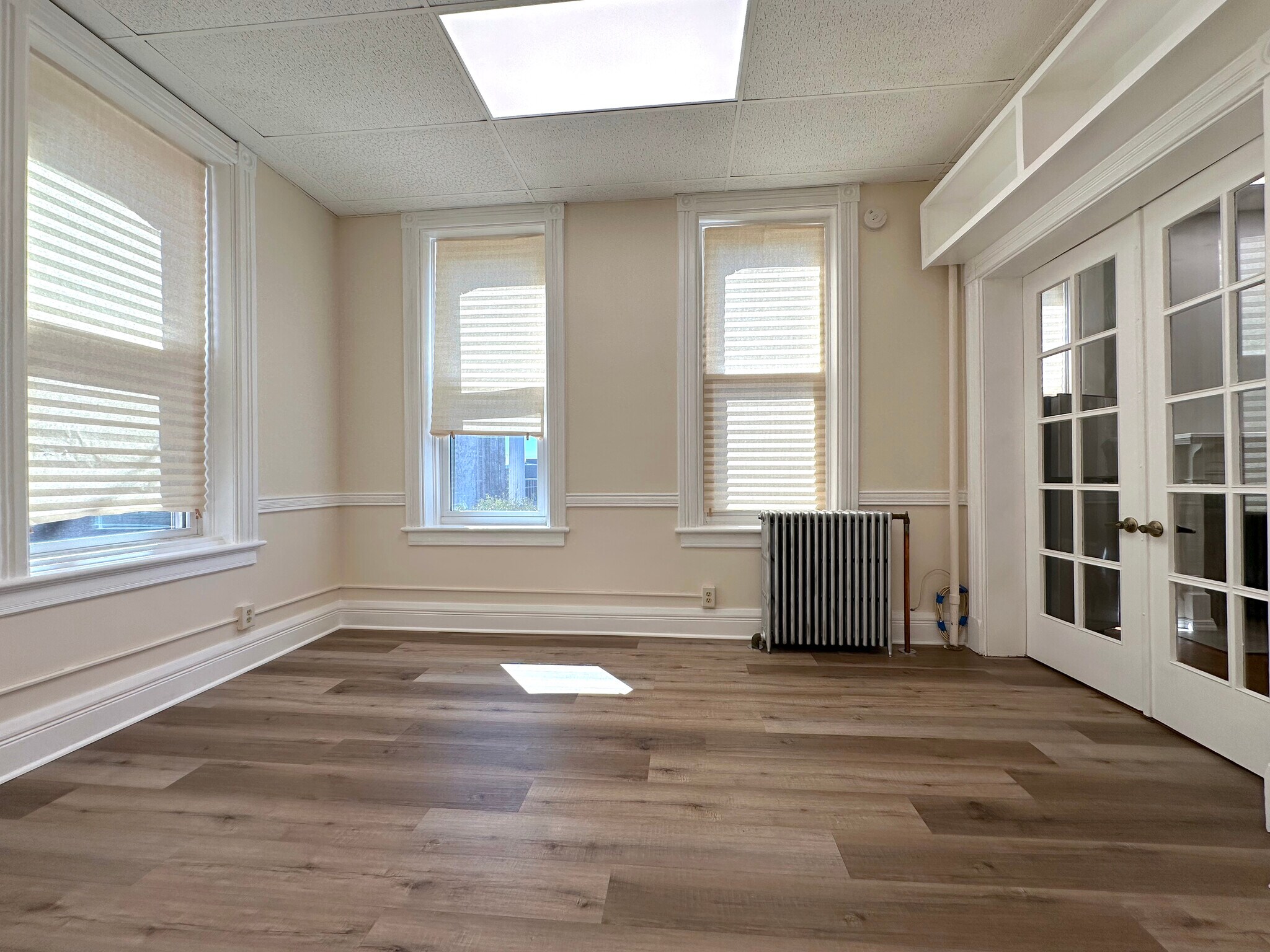 Building Photo - 152 Grand St