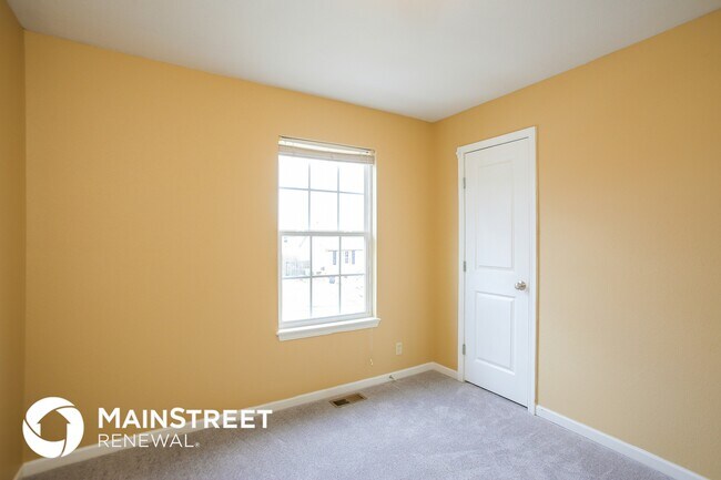 Building Photo - 1507 NW High View Dr