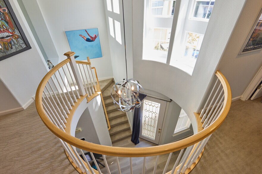 Interior 3 - 10 Summerbrooke Cir