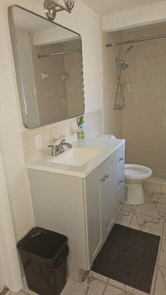 Building Photo - 15846 Adobe Dr