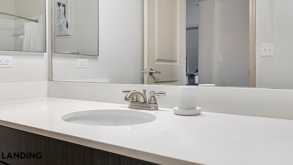 Building Photo - 7602 Luskey Blvd