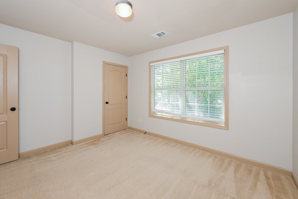 Building Photo - 3096 Montauk Hill Dr NE