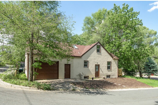 Building Photo - 5897 Concord Blvd