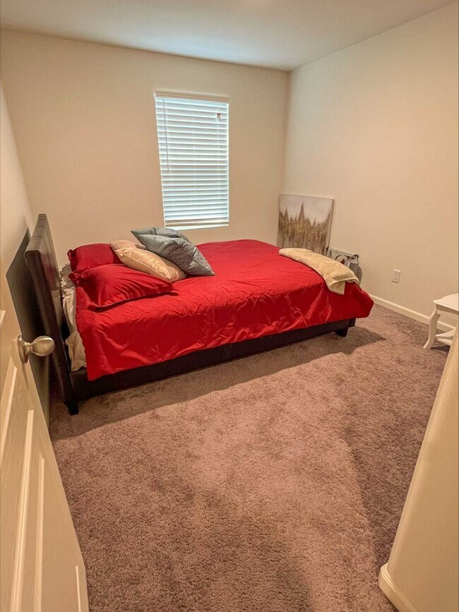 Building Photo - Sanger 2-Story Home, SOLAR!!!  4BR/2.5BA, ...
