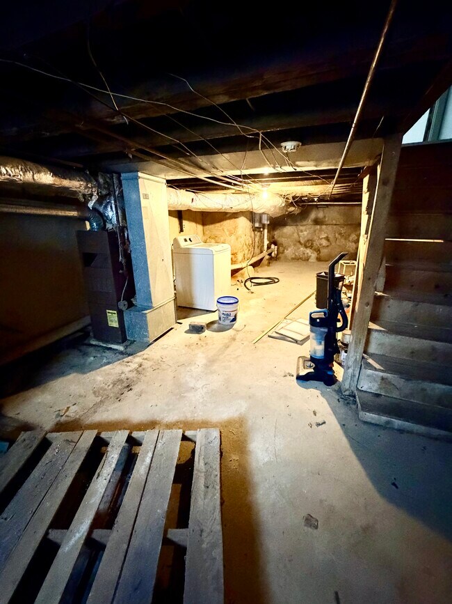 Building Photo - 2615 N Corlies St