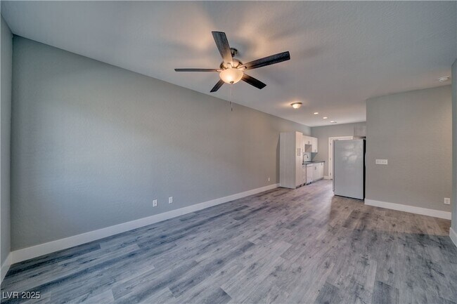 Building Photo - 610 San Lorenzo St
