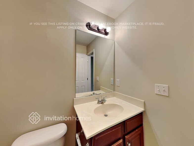 Building Photo - 4169 Kenwood Trail