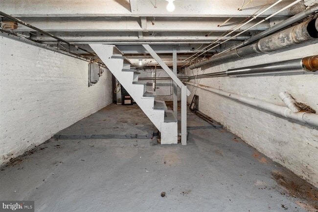 Building Photo - 415 N Bradford St