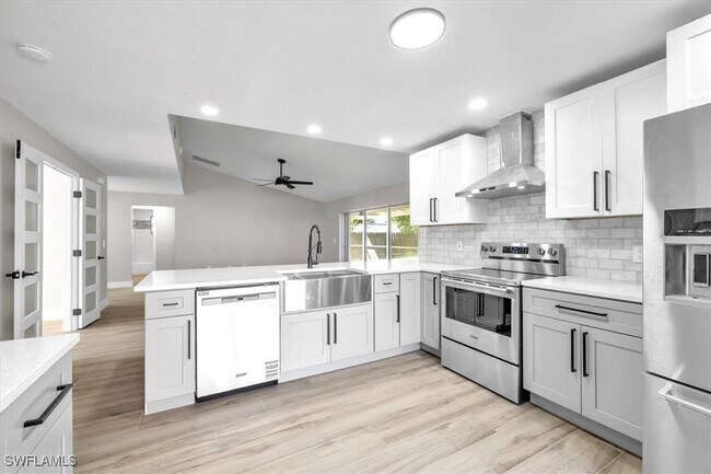 Building Photo - 27630 Wisconsin St