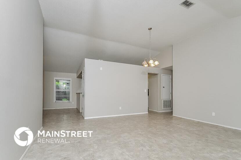 Building Photo - 12104 Fruitwood Dr