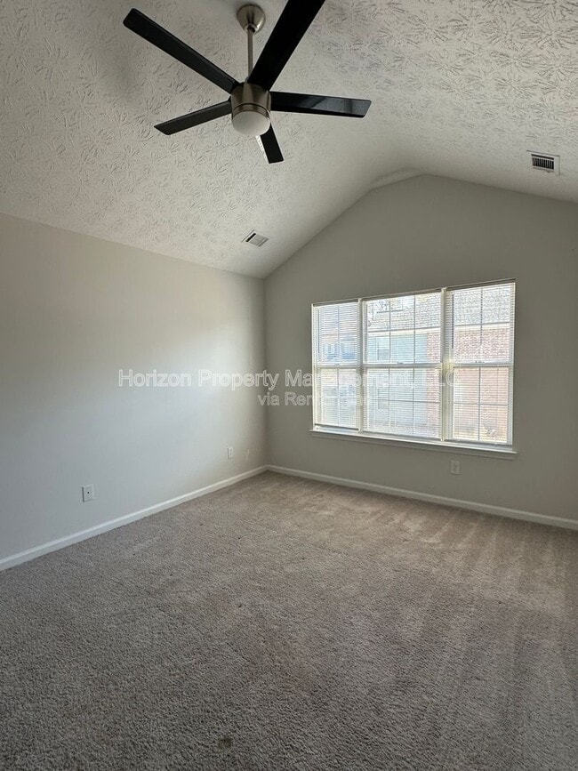 Building Photo - 6461 Topside Ave