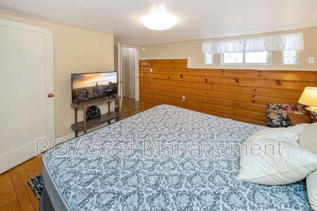 Building Photo - 6606 Aqua Vista Ct