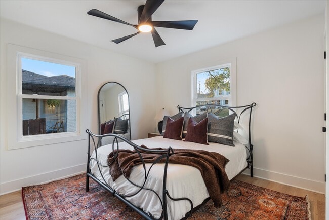 Building Photo - 603 N 5th St