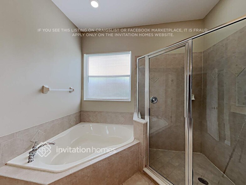 Building Photo - 500 Doverton Ln