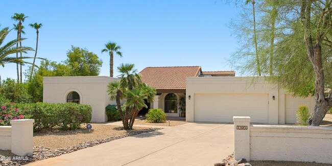 Building Photo - 18727 E Avenida Del Ray