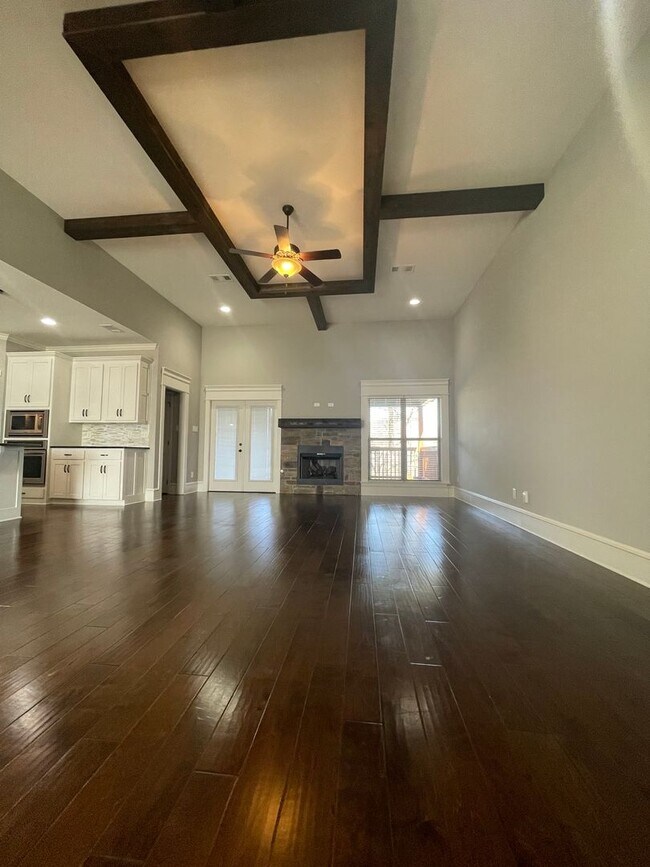 Building Photo - Great location in Sherwood