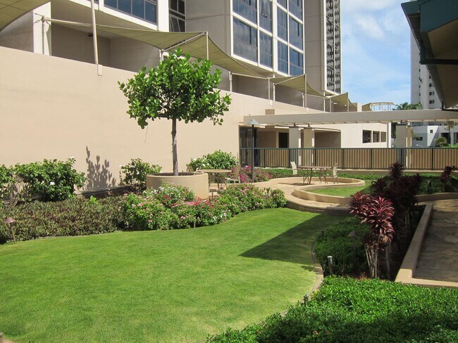 Building Photo - Keola Lai (1/1/1) Kakaako area