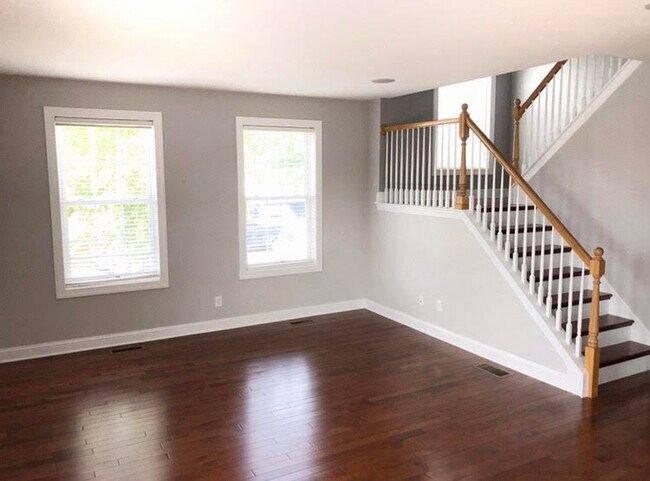 Building Photo - 812 Walnut St