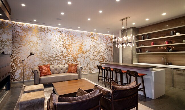 Building Photo - 105 Duane St