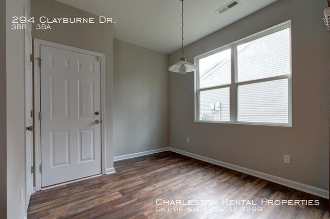 Building Photo - 294 Clayburne Dr