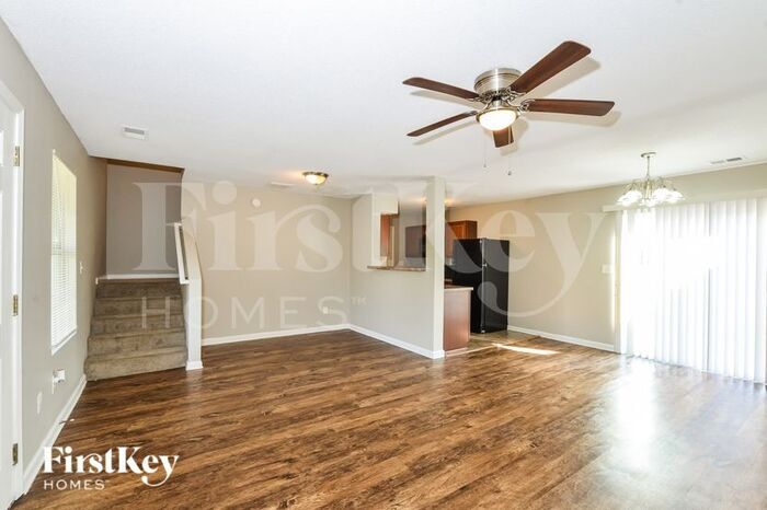 Building Photo - 9963 Chariden Dr