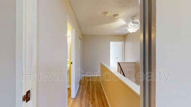 Building Photo - 95-326 Kaloapau St
