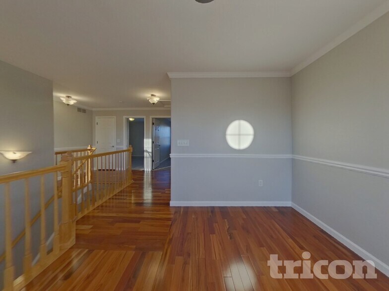 Building Photo - 6475 Old Divide Trail