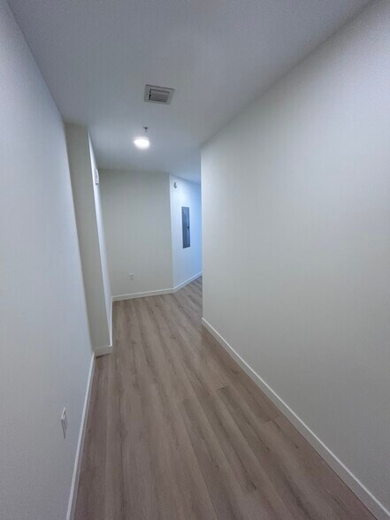 Building Photo - 239 Fordham Dr