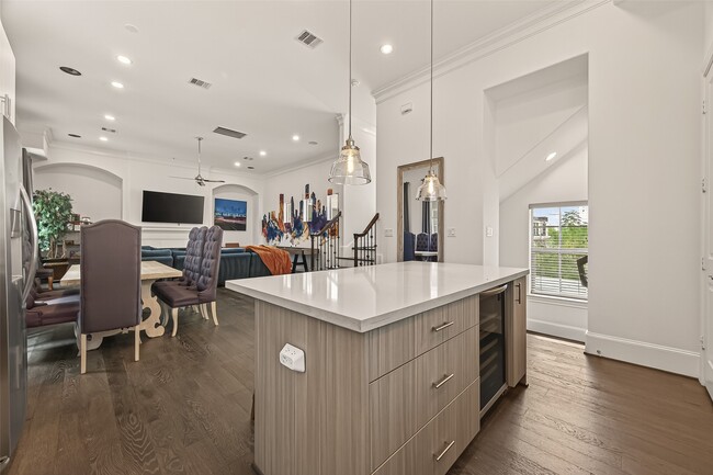 Building Photo - 2506 McKinney St